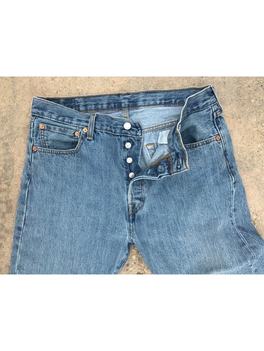 Levis Jeans Mens 34x29 Blue 501 Classic Straight Leg Modern Button Fly Work Pant